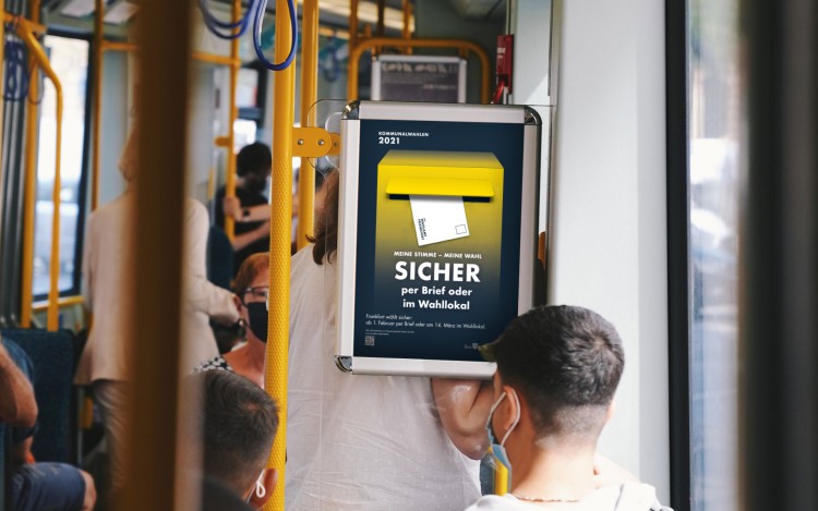 Kommunalwahl 2021 Plakat Straßenbahn