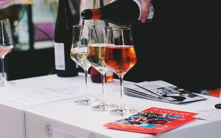 Neue Rothof Event Wein